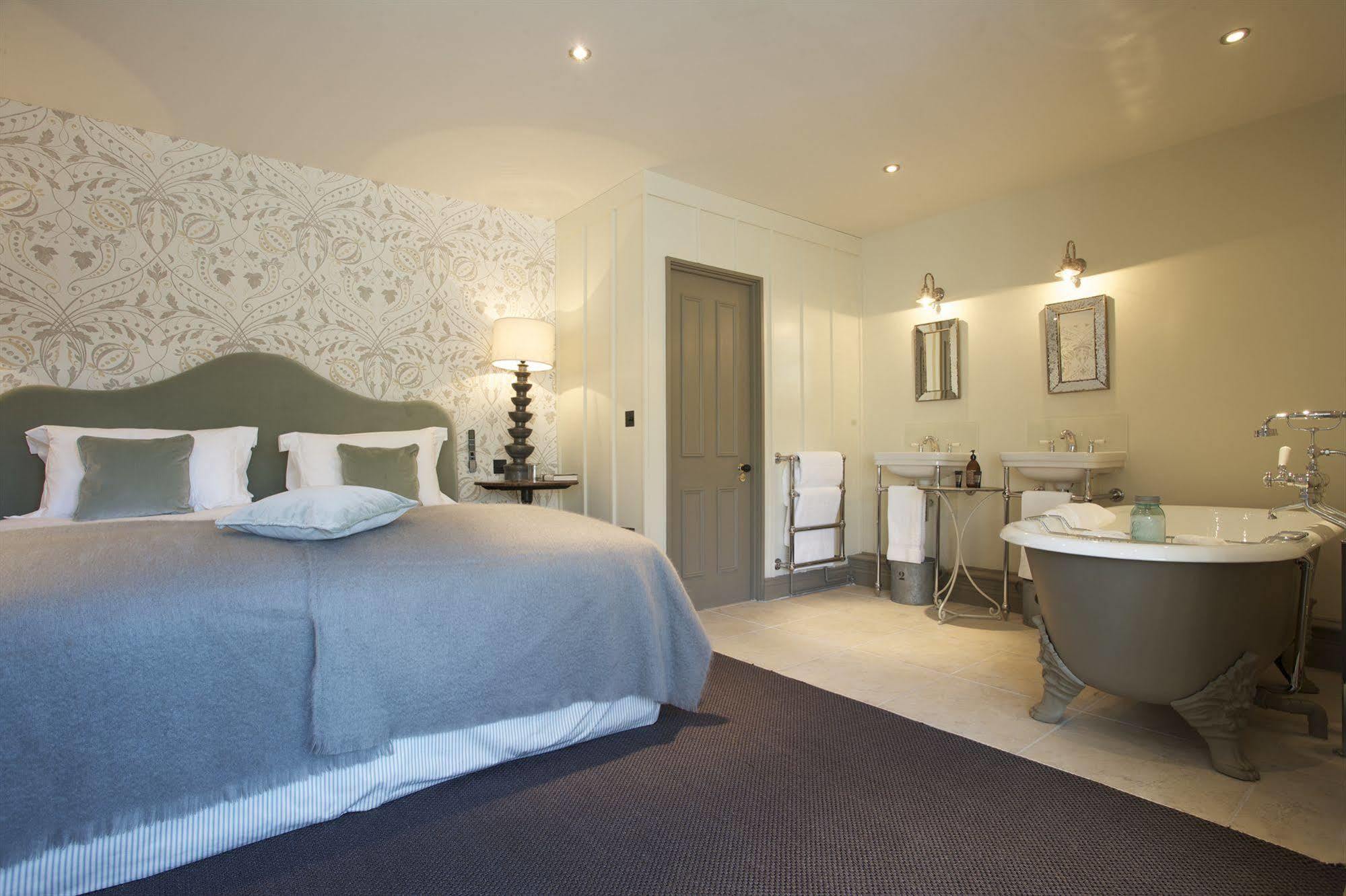 The Wheatsheaf Inn Bourton-on-the-Water Kültér fotó